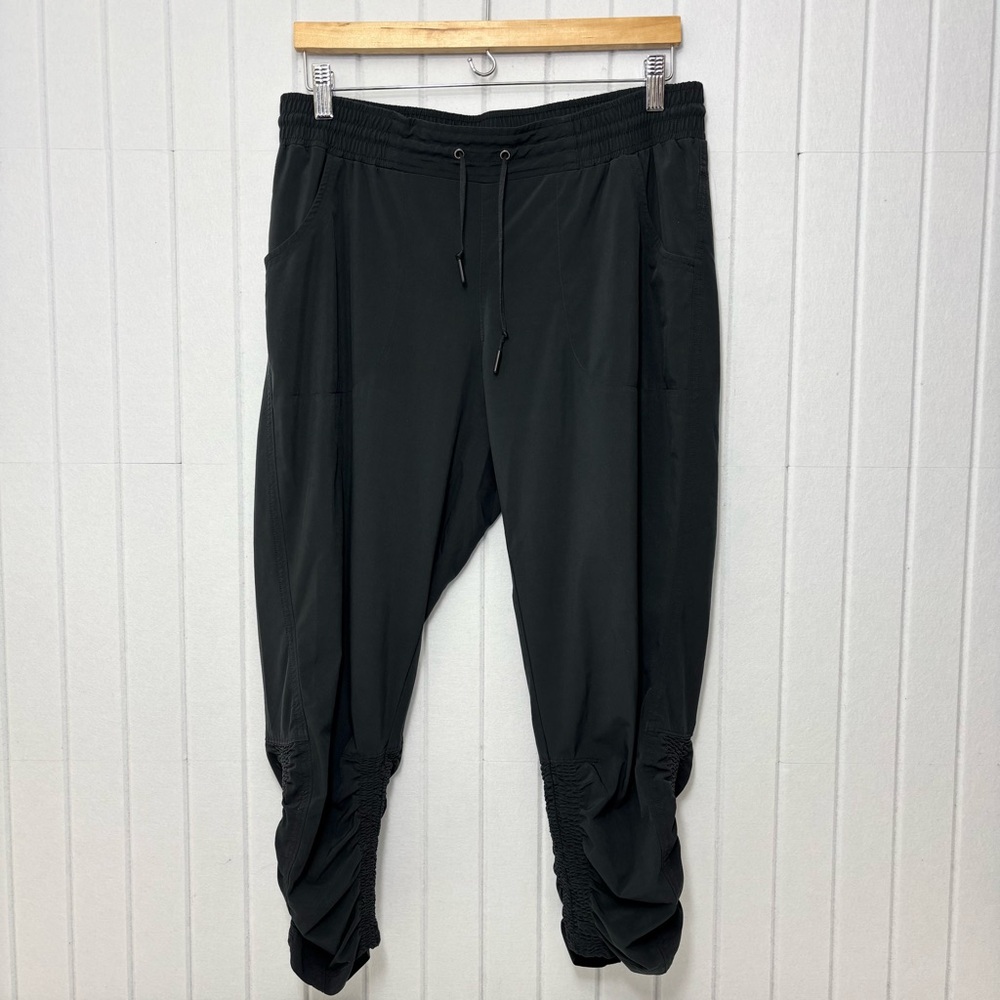 Athleta Pants Attitude Jogger Ruched Black Womens Pull On Drawstring Size 12